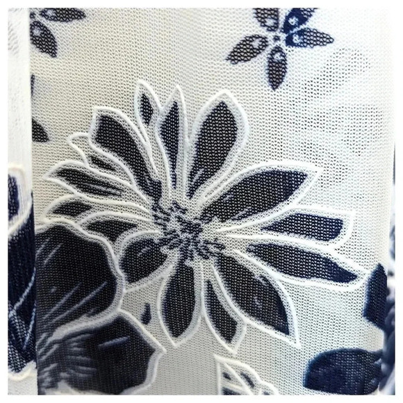 SIREN LILY NWT White Swim Coverup Size 1X - Picture 6 of 9